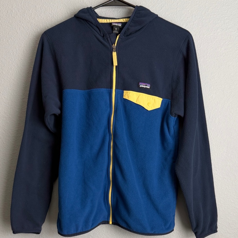 Patagonia Kids’ Micro D Snap-T Fleece Hooded Jacket Size XL (14)